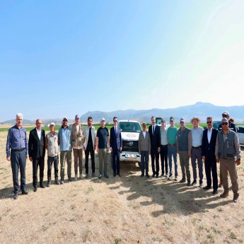 Vali Karakaya Güroymak'ta Sürdürülen Çalışmaları Yerinde İnceledi 