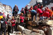 Bitlis'te 438 Kişinin Katılımıyla Deprem Tatbikatı Yapıldı